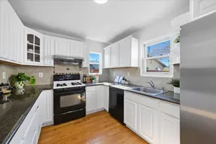 354 Irving Ave, San Jose, CA 95128 - Photo 8