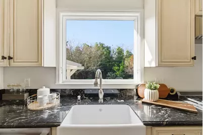 479 Marin Dr, Burlingame, CA 94010 - Photo 40