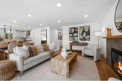 23 Treetop Ln, San Mateo, CA 94402 - Photo 4