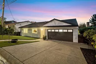 23 Treetop Ln, San Mateo, CA 94402 - Photo 32