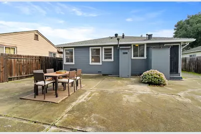 2247 Menalto Ave, East Palo Alto, CA 94303 - Photo 28