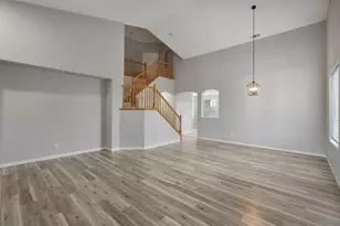 1342 Canyon Creek Dr, Newman, CA 95360 - Photo 6