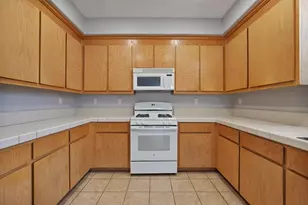 1342 Canyon Creek Dr, Newman, CA 95360 - Photo 8