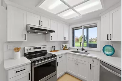 1567 Thornbriar Dr, San Jose, CA 95131 - Photo 10