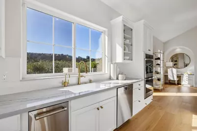 289 Kings Ct, San Carlos, CA 94070 - Photo 68