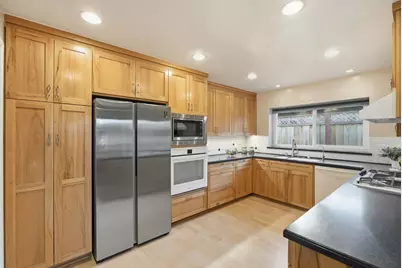 1521 Estelle Ave, San Jose, CA 95118 - Photo 10