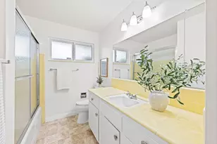 751 W 6th St, Gilroy, CA 95020 - Photo 26