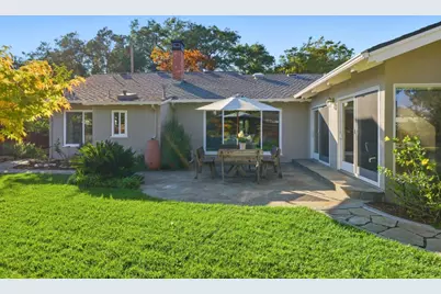 185 Beverly Ln, Los Altos, CA 94022 - Photo 38