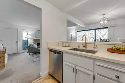 1913 La Terrace Cir, San Jose, CA 95123 - Photo 4