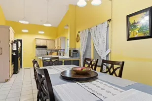 1521 Las Brisas Dr, Hollister, CA 95023 - Photo 10