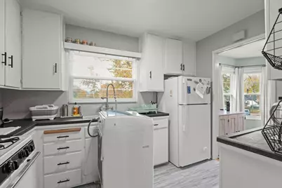 2745 Byron St, Palo Alto, CA 94306 - Photo 10