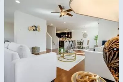 2036 Trento Loop, Milpitas, CA 95035 - Photo 2