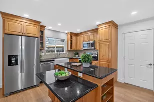 1056 Wallace Dr, San Jose, CA 95120 - Photo 16