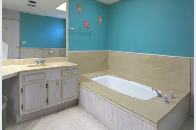 4425 Clares St 3, Capitola, CA 95010 - Photo 16