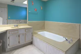 4425 Clares St 3, Capitola, CA 95010 - Photo 16