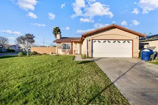 15 E San Pedro St, Merced, CA 95341 - Photo 2