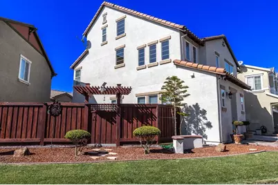 7197 Windcliff Ln, San Jose, CA 95138 - Photo 4