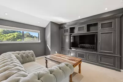 15965 Shannon Rd, Los Gatos, CA 95032 - Photo 14