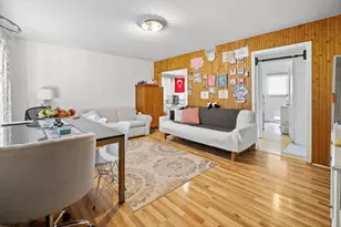 2066 Sterling Ave, Menlo Park, CA 94025 - Photo 16