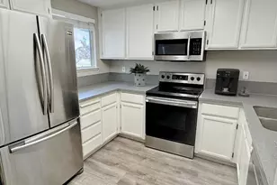 1068 Summershore Ct, San Jose, CA 95122 - Photo 8