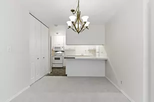 728 Elm 205, San Carlos, CA 94070 - Photo 10