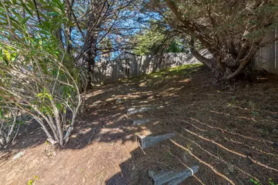 2608 Monte Cresta Dr, Belmont, CA 94002 - Photo 32