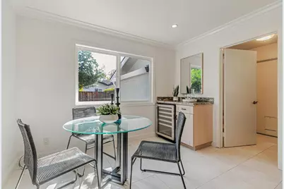 19437 Via Real Dr, Saratoga, CA 95070 - Photo 12