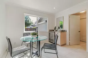 19437 Via Real Dr, Saratoga, CA 95070 - Photo 12