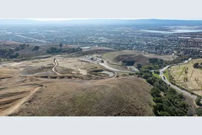 2000 Scott Creek Rd, Milpitas, CA 95035 - Photo 70