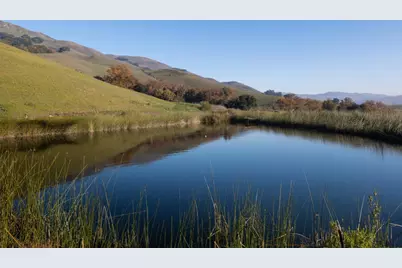 2000 Scott Creek Rd, Milpitas, CA 95035 - Photo 28