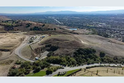 2000 Scott Creek Rd, Milpitas, CA 95035 - Photo 60