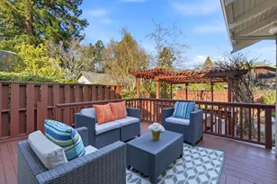 1015 High St, Palo Alto, CA 94301 - Photo 26