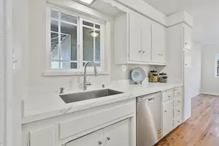 21 Andrews Dr, Hollister, CA 95023 - Photo 10