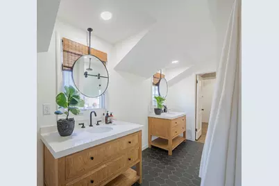 202 Pine St, Salinas, CA 93901 - Photo 64