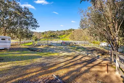 6915 Redwood Retreat Rd, Gilroy, CA 95020 - Photo 98
