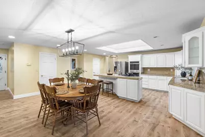 6915 Redwood Retreat Rd, Gilroy, CA 95020 - Photo 12