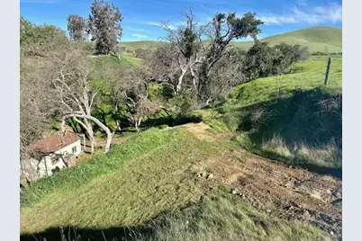 8525 Southside Rd, Tres Pinos, CA 95075 - Photo 34