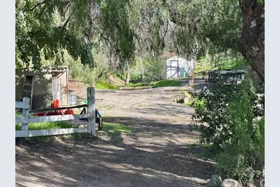 8525 Southside Rd, Tres Pinos, CA 95075 - Photo 22