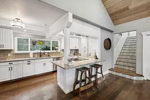 25560 Firhaven Ln, Los Gatos, CA 95033 - Photo 20