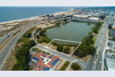 208 Roberts Ave, Seaside, CA 93955 - Photo 12