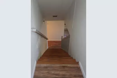 1016 Lombardy Dr, Modesto, CA 95351 - Photo 30