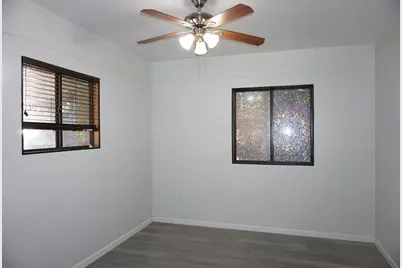 1016 Lombardy Dr, Modesto, CA 95351 - Photo 16