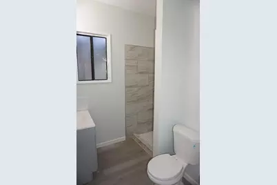 1016 Lombardy Dr, Modesto, CA 95351 - Photo 20