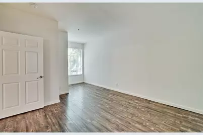 951 S 12th St 102, San Jose, CA 95112 - Photo 14