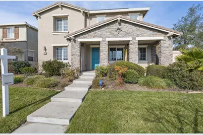 803 Sunrise Dr, Gilroy, CA 95020 - Photo 2