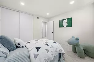 42 Lyonridge Ln, San Mateo, CA 94402 - Photo 20