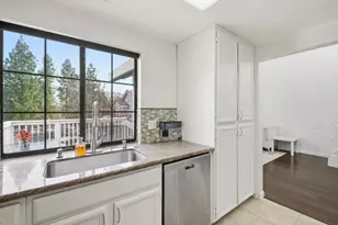 2732 Buena View Ct, San Jose, CA 95121 - Photo 10