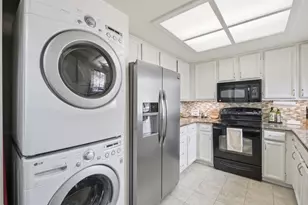 2732 Buena View Ct, San Jose, CA 95121 - Photo 8