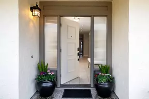 11052 Canyon Vista Dr, Cupertino, CA 95014 - Photo 2