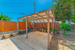 336 Rainier Dr, Salinas, CA 93906 - Photo 32